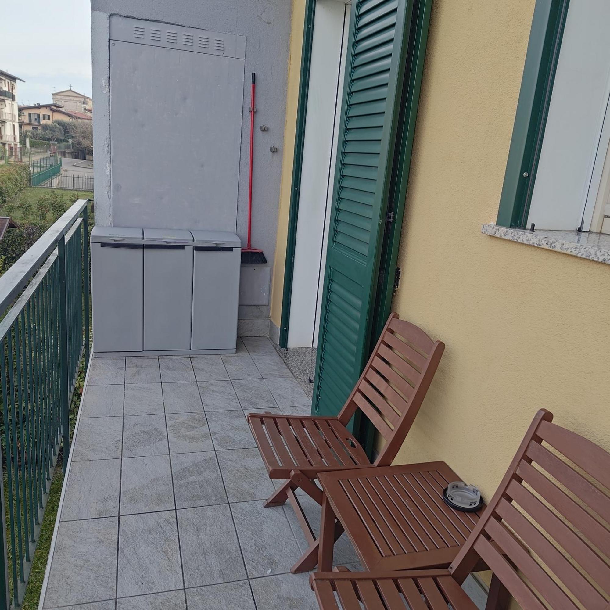 Peschiera Appartamenti Vacanze Peschiera del Garda Eksteriør bilde