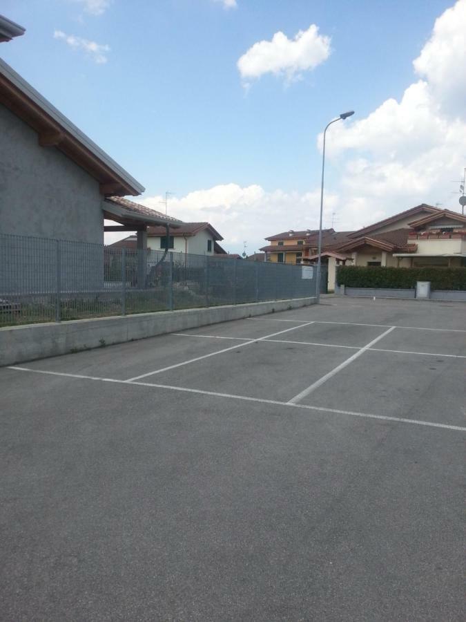 Peschiera Appartamenti Vacanze Peschiera del Garda Eksteriør bilde